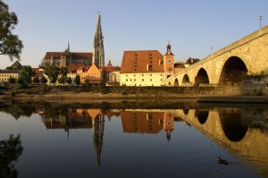 Dom, Salzstadel, Steinerne Brücke Foto: Stadt Regensburg Peter Ferstl