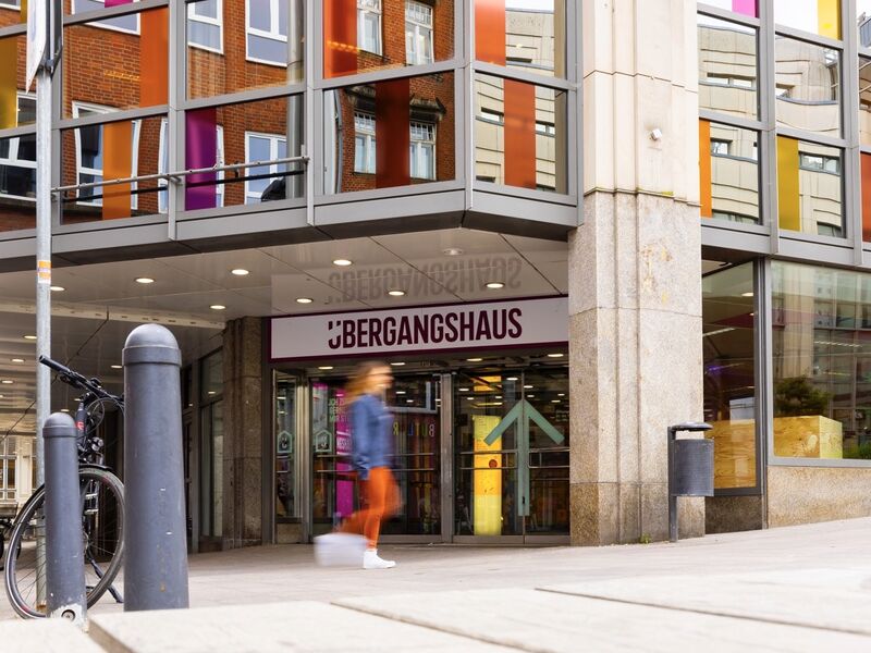 L&uuml;beck &Uuml;BERGANGSHAUS &ndash; Au&szlig;enansicht